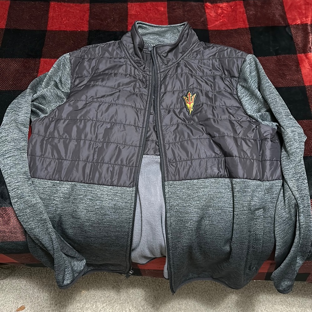 ASU zip up